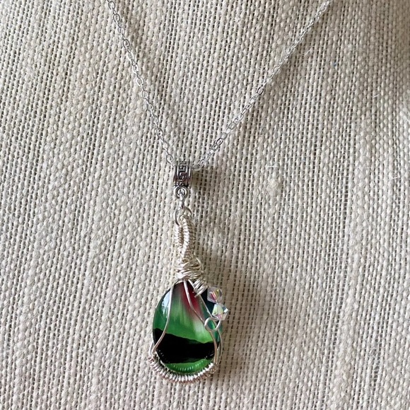 Northern lights Aurora Borealis silver pendant necklace - Picture 5 of 5